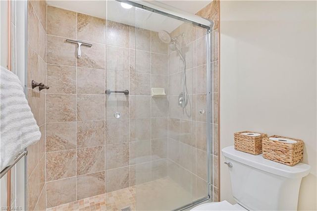 5530 Trailwinds DR 726, Fort Myers, FL 33907