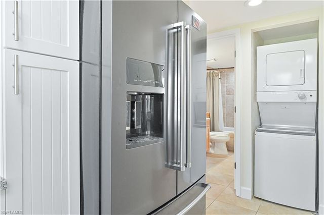 5530 Trailwinds DR 726, Fort Myers, FL 33907