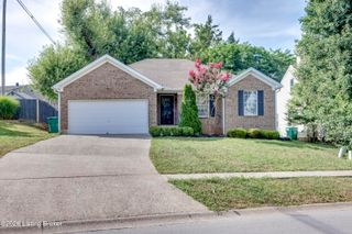 4814 Middlesex Dr, Louisville, KY 40245