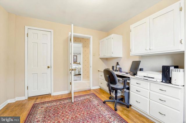 13 MULBERRY LN, Newtown Square, PA 19073
