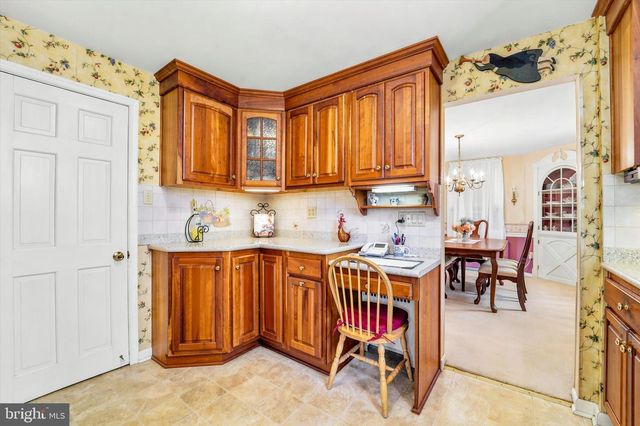 13 MULBERRY LN, Newtown Square, PA 19073