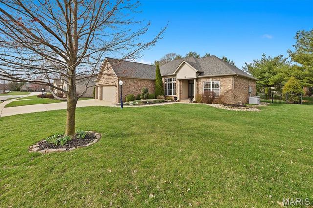 3324 Piazza Lane, Edwardsville, IL 62025