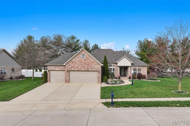 3324 Piazza Lane, Edwardsville, IL 62025