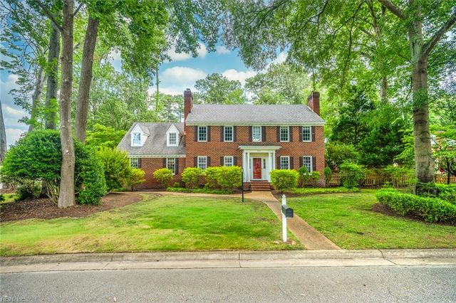 413 Wickwood DR, Chesapeake, VA 23322