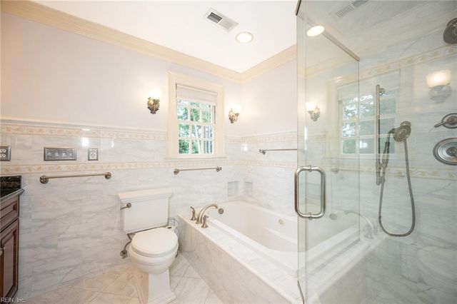 413 Wickwood DR, Chesapeake, VA 23322