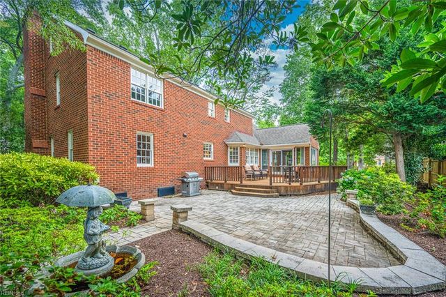 413 Wickwood DR, Chesapeake, VA 23322