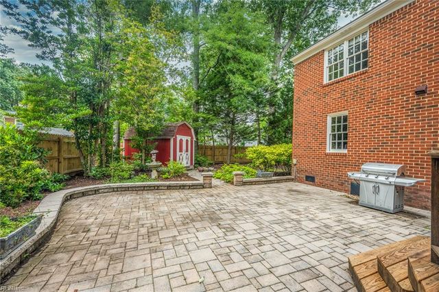 413 Wickwood DR, Chesapeake, VA 23322
