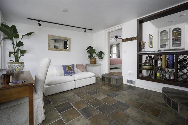 717 NW 42nd Street, Oklahoma City, OK 73118