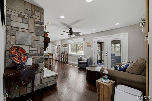 202 Morewood Drive, Manchester, MO 63011