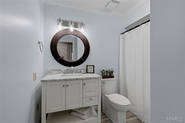 202 Morewood Drive, Manchester, MO 63011