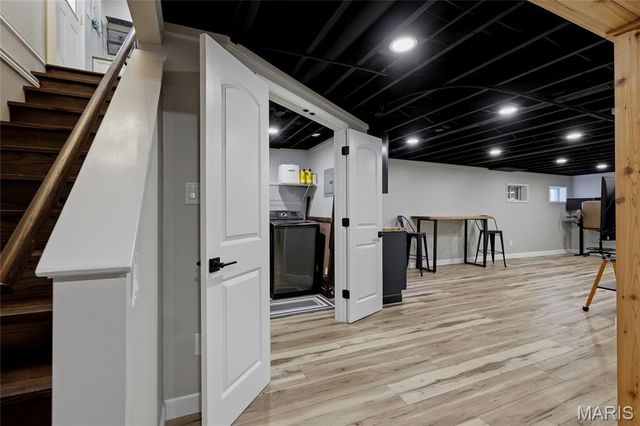 202 Morewood Drive, Manchester, MO 63011