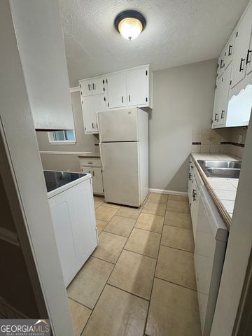 657 Utoy Court, Jonesboro, GA 30238