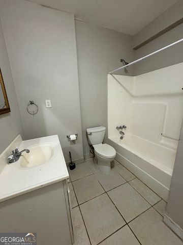 657 Utoy Court, Jonesboro, GA 30238