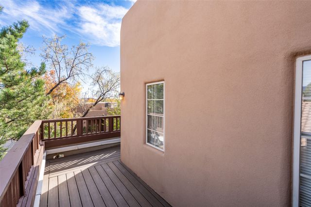 4259 Snow Bird, Santa Fe, NM 87507