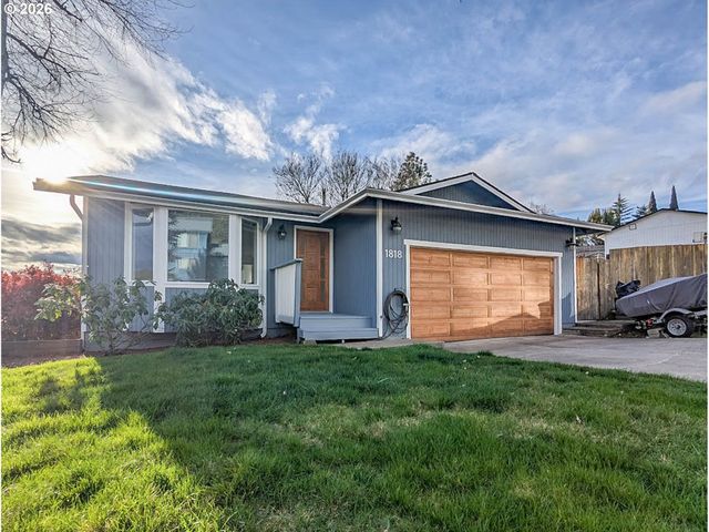 1818 Ne TODD St, Roseburg, OR 97470