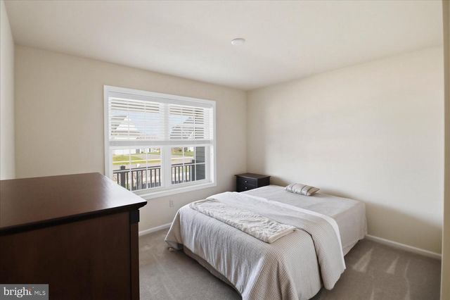 122 CREEKSIDE DR, New Providence, PA 17560