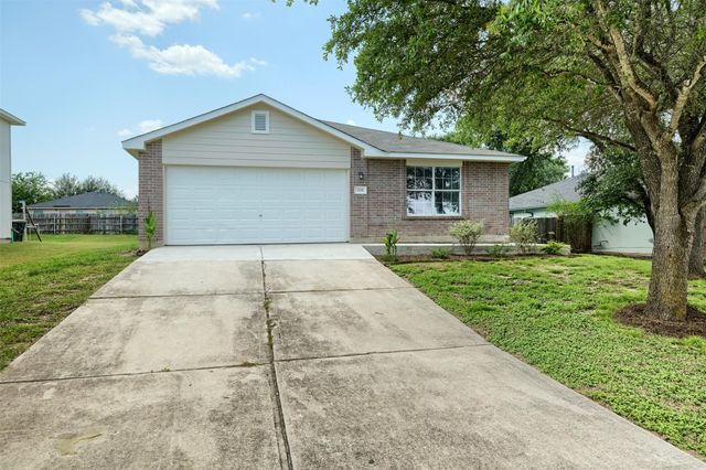 208 Buttercup WAY, Kyle, TX 78640