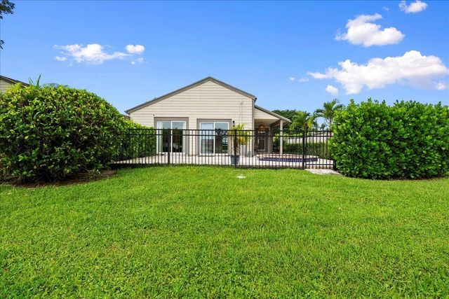 2542 Bedford Mews Drive, Wellington, FL 33414