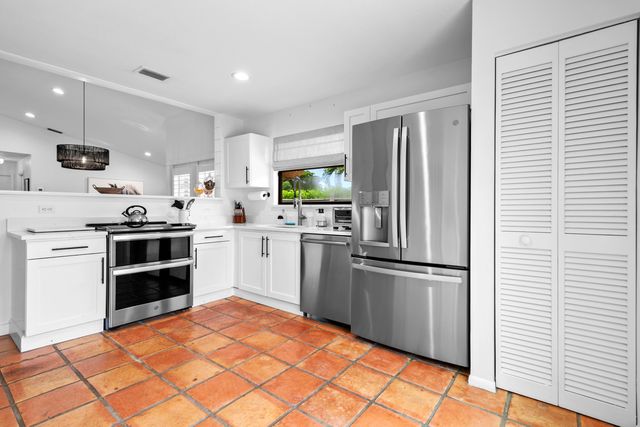 2542 Bedford Mews Drive, Wellington, FL 33414