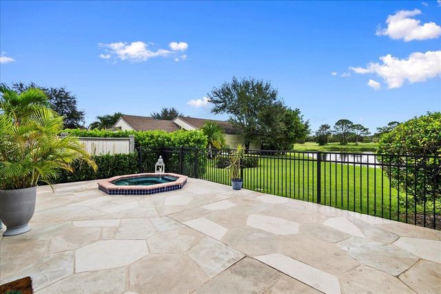 2542 Bedford Mews Drive, Wellington, FL 33414