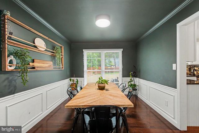 8019 OAK BRIDGE LN, Fairfax Station, VA 22039