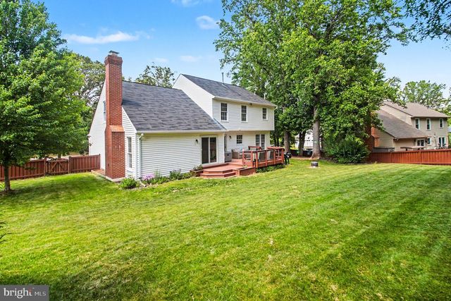 8019 OAK BRIDGE LN, Fairfax Station, VA 22039