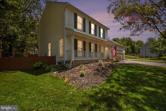 8019 OAK BRIDGE LN, Fairfax Station, VA 22039