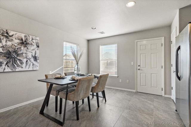 6640 E 129th Street S, Bixby, OK 74008