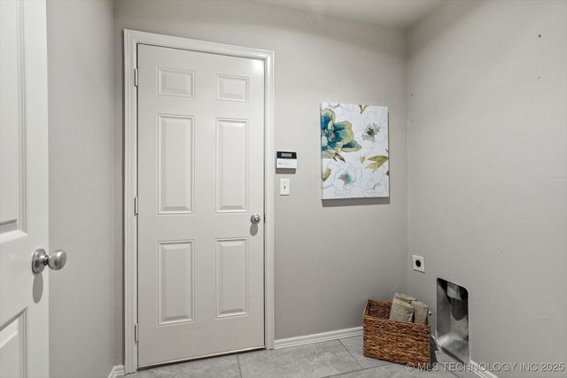 6640 E 129th Street S, Bixby, OK 74008