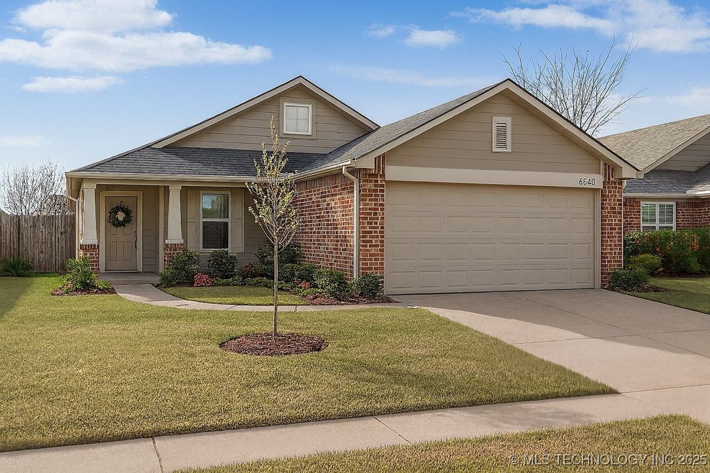 6640 E 129th Street S, Bixby, OK 74008