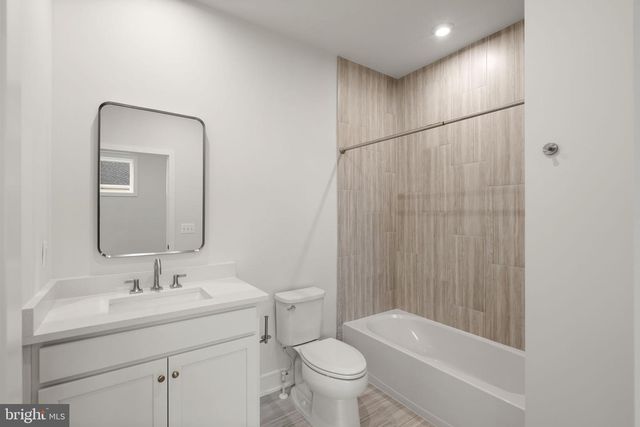 1013 CAPTAIN RICHARDS CT, Marshall, VA 20115