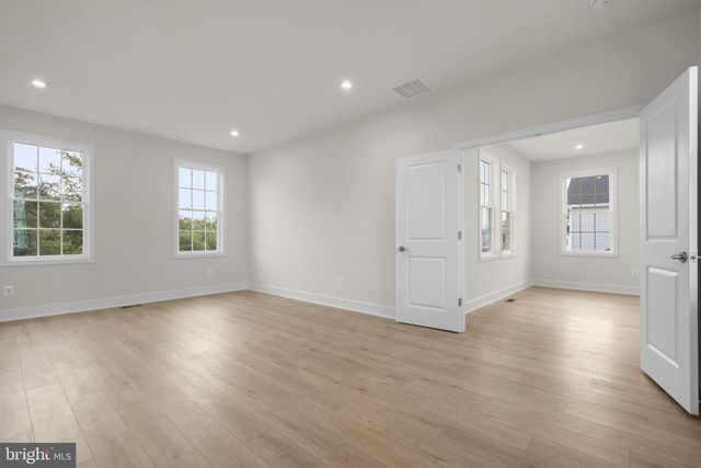 1013 CAPTAIN RICHARDS CT, Marshall, VA 20115