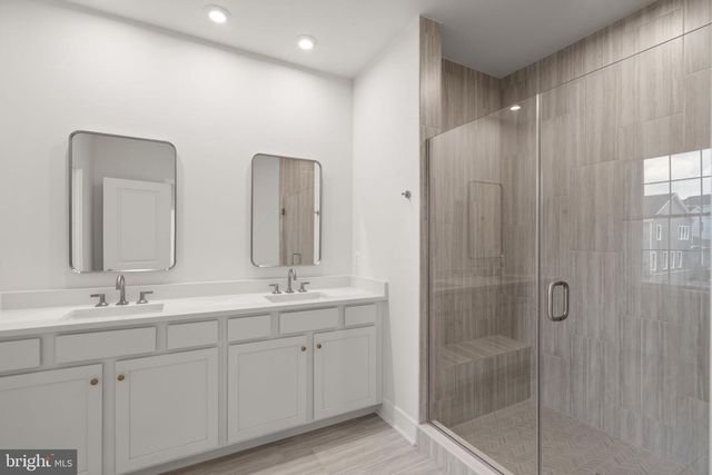 1013 CAPTAIN RICHARDS CT, Marshall, VA 20115