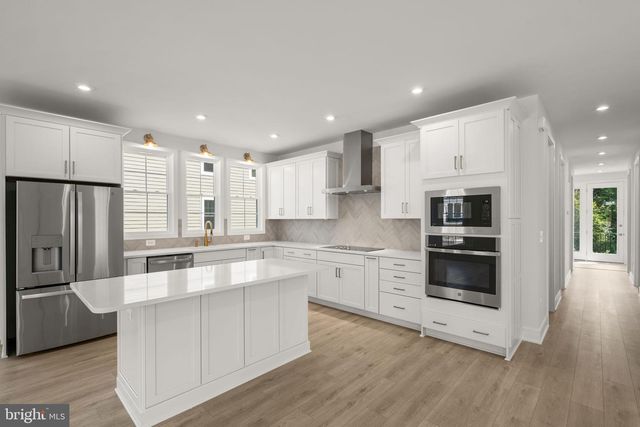 1013 CAPTAIN RICHARDS CT, Marshall, VA 20115