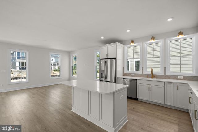 1013 CAPTAIN RICHARDS CT, Marshall, VA 20115