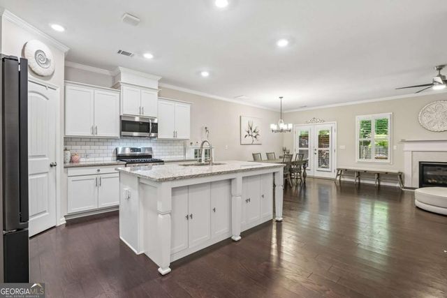 1426 Lanier Vista Drive, Buford, GA 30518