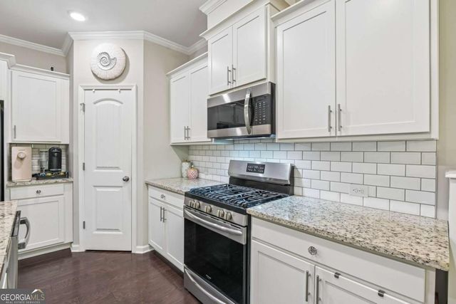 1426 Lanier Vista Drive, Buford, GA 30518