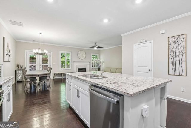 1426 Lanier Vista Drive, Buford, GA 30518