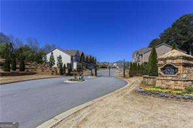 1426 Lanier Vista Drive, Buford, GA 30518
