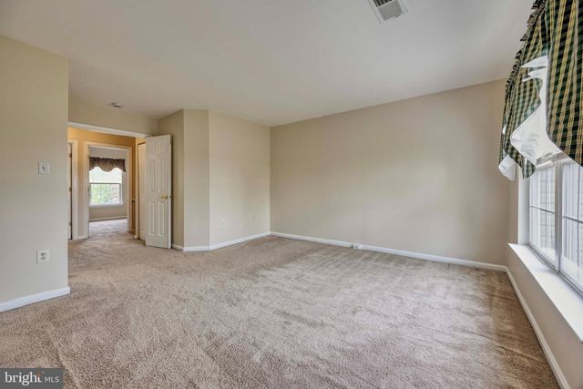 10314 BUTTERNUT CIR, Manassas, VA 20110