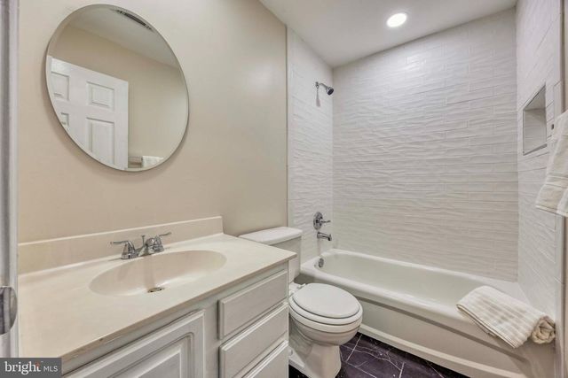 10314 BUTTERNUT CIR, Manassas, VA 20110