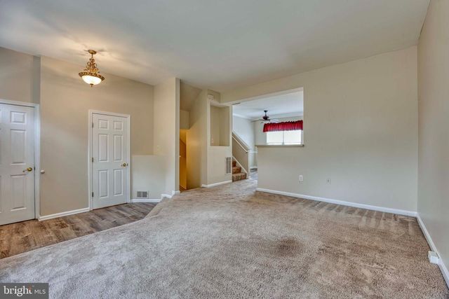 10314 BUTTERNUT CIR, Manassas, VA 20110