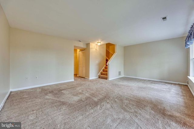 10314 BUTTERNUT CIR, Manassas, VA 20110
