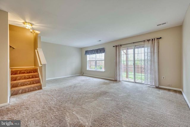 10314 BUTTERNUT CIR, Manassas, VA 20110