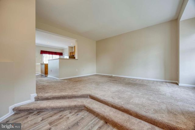 10314 BUTTERNUT CIR, Manassas, VA 20110