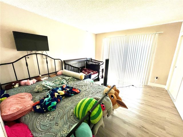 15712 Pasadena 8, Tustin, CA 92780