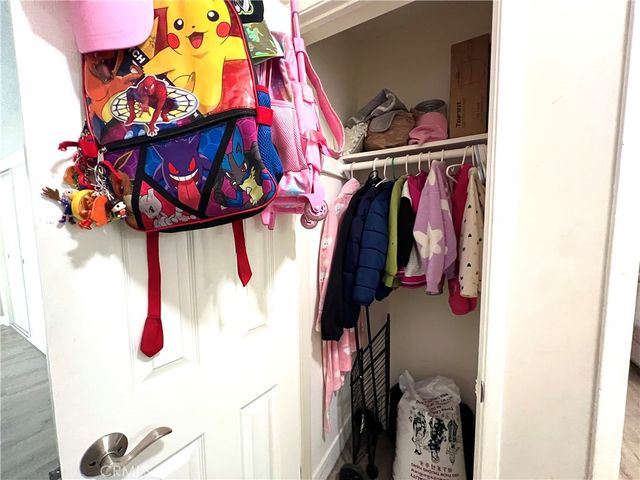 15712 Pasadena 8, Tustin, CA 92780