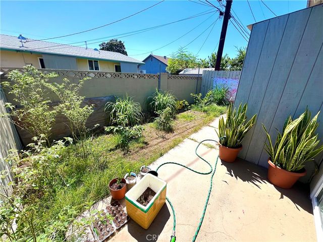 15712 Pasadena 8, Tustin, CA 92780