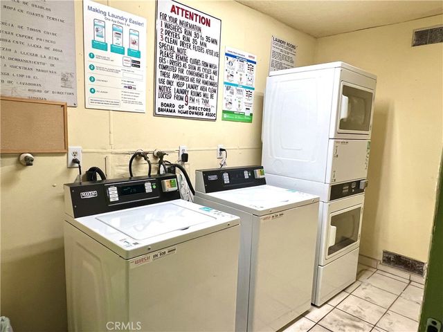 15712 Pasadena 8, Tustin, CA 92780