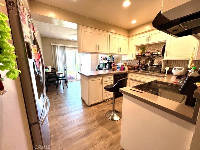 15712 Pasadena 8, Tustin, CA 92780